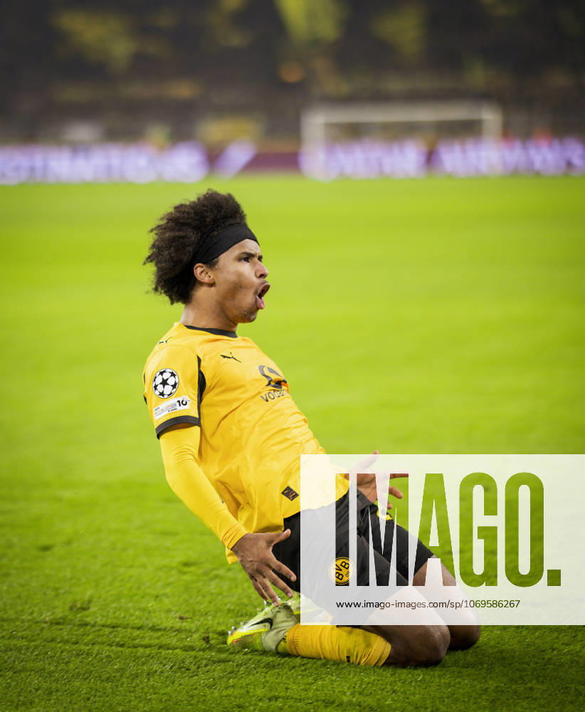 Dortmund, Germany. 25th Nov 2025. Goal celebration: Karim Adeyemi (BVB) Borussia Dortmund - FC Villarreal 25.11.2025