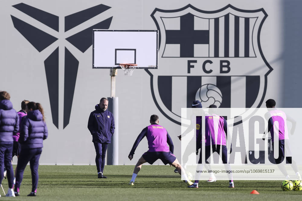 Hansi Flick, head coach during the training day of FC Barcelona, Barca ahead the Spanish League, La Liga EA Sports, football match against Atletico de Madrid at Ciudad Esportiva Joan Gamper on December 01, 2025 in Sant Joan Despi, Barcelona, Spain. Sant Joan Despi SPAIN - ZUMAa181 20251201_zaa_a181_028