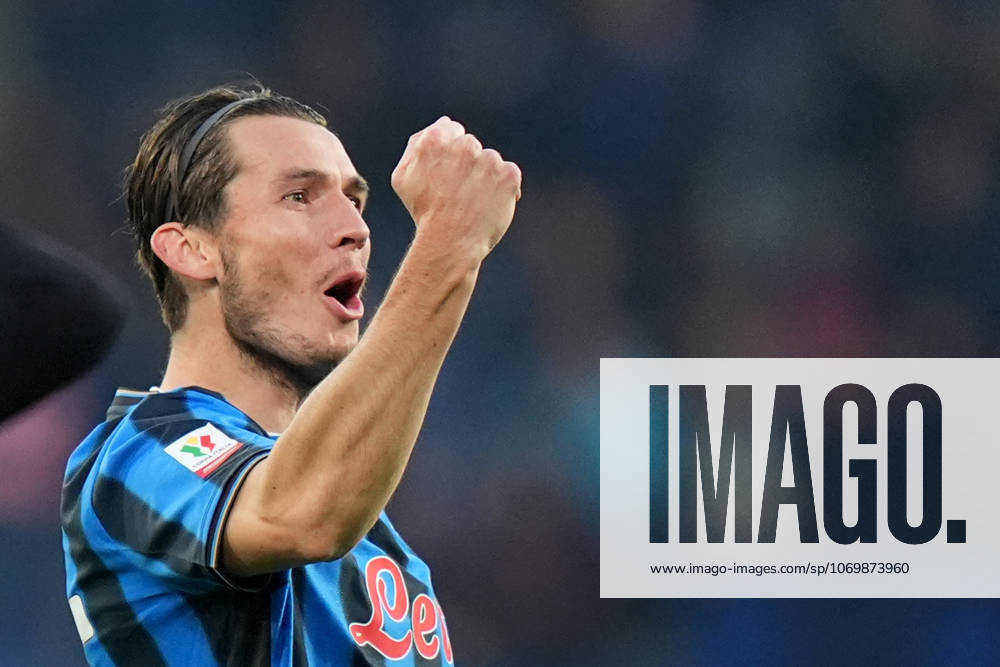 Atalantas Marten de Roon celebrates after scoring 2-0 during the Frecciarossa Italian Cup 2025 2026 soccer match between Atalanta and Genoa at New Balance Arena in Bergamo , North Italy , Wednesday , December 03 , 2025. - Soccer