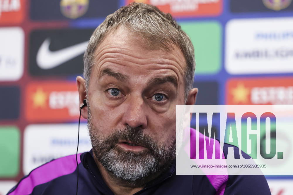 Hansi Flick, head coach of FC Barcelona, Barca attends his press conference, PK, Pressekonferenz during the training day of FC Barcelona ahead the Spanish League, La Liga EA Sports, football match against Real Betis at Ciudad Esportiva Joan Gamper on December 05, 2025 in Sant Joan Despi, Barcelona, Spain. Sant Joan Despi SPAIN - ZUMAa181 20251205_zaa_a181_039