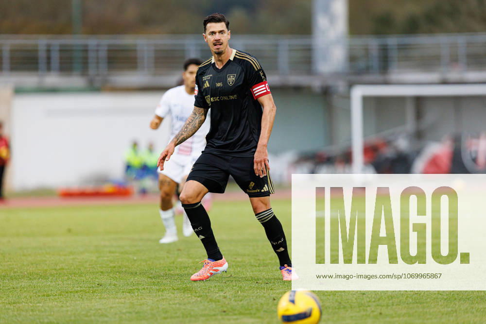 Jose Fonte seen during Liga Portugal game between teams of Casa Pia and FC Alverca at Estadio Municipal Rio Maior (Maciej Rogowski Ball Raw Images) Rio Maior Estadio Municipal Rio Maior Portugal