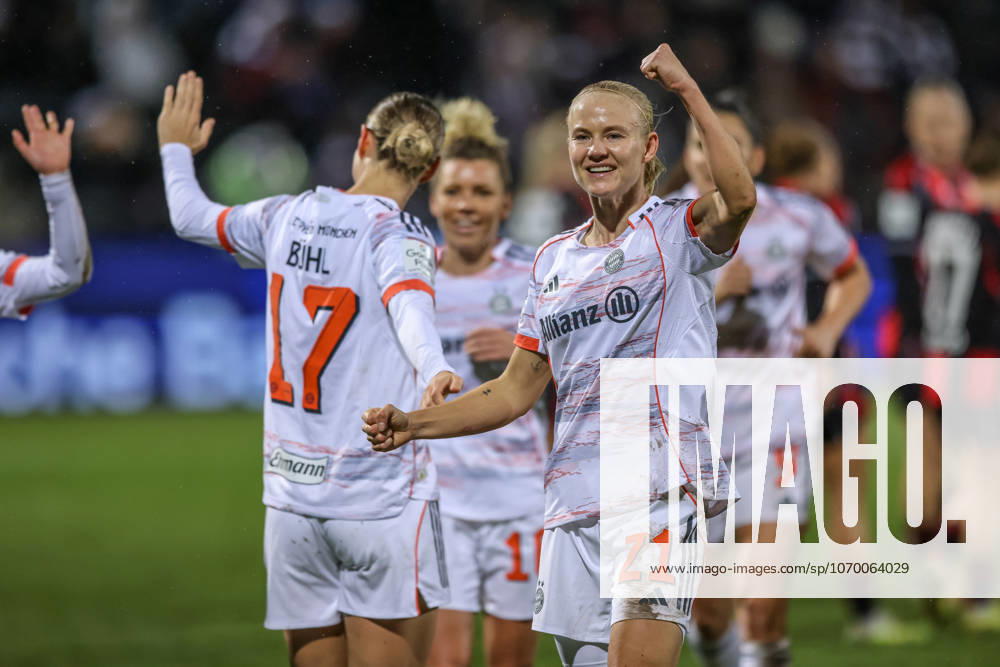 GER, Frankfurt, Eintracht Frankfurt vs FC Bayern München, Google Pixel Bundesliga, Fussball, DFB, Spielzeit 2025 2026, Stadion am Brentanobad, 12. Spieltag im Bild: Pernille Harder (Bayern München 21) erzielt das Tor zum 3:0, Jubel, Freude und Emotionen DFB DFL REGULATIONS PROHIBIT ANY USE OF PHOTOGRAPHS AS IMAGE SEQUENCES AND OR QUASI-VIDEO
