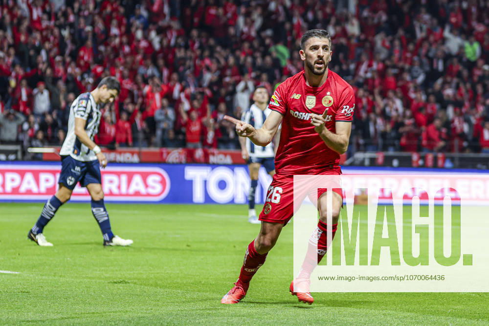 LIGA BBVA MX 2025 LIGA BBVA MX 2025 TOLUCA VS RAYADOS MONTERREY 06122025 TOLUCA, ESTADO DE MEXICO, MEXICO. Action photo of Joao Dias (26) of Diablos Rojos del Toluca, during semifinal game of the Torneo de Apertura 2025 of the BBVA Liga MX, held at the Estadio Nemesio Diez of Toluca, Estado de Mexico against Rayados Monterrey. Foto de accion de Joao Dias (26) de los Diablos Rojos del Toluca, durante juego semifinal del Torneo Apertura 2025 de la Liga BBVA MX, celebrado en el estadio Nemesio Diez de Toluca, Estado de Mexico en contra de Rayados Monterrey. IMAGENSHOP AGENCIA FOTOGRAFICA TOLUCA ESTADO DE MEXICO MEXICO