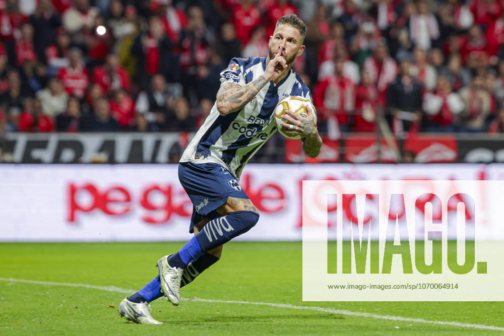 LIGA BBVA MX 2025 LIGA BBVA MX 2025 TOLUCA VS RAYADOS MONTERREY 06122025 TOLUCA, ESTADO DE MEXICO, MEXICO. Action photo of Sergio Ramos (93) of Rayados Monterrey, during semifinal game of the Torneo de Apertura 2025 of the BBVA Liga MX, held at the Estadio Nemesio Diez of Toluca, Estado de Mexico against Diablos Rojos del Toluca. Foto de accion de Sergio Ramos (93) de Rayados Monterrey, durante juego semifinal del Torneo Apertura 2025 de la Liga BBVA MX, celebrado en el estadio Nemesio Diez de Toluca, Estado de Mexico en contra de Diablos Rojos del Toluca. IMAGENSHOP AGENCIA FOTOGRAFICA TOLUCA ESTADO DE MEXICO MEXICO