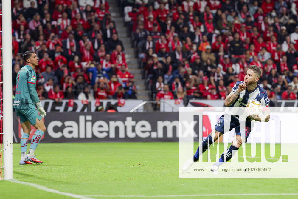 LIGA BBVA MX 2025 LIGA BBVA MX 2025 TOLUCA VS RAYADOS MONTERREY 06122025 TOLUCA, ESTADO DE MEXICO, MEXICO. Action photo of Sergio Ramos (93) of Rayados Monterrey, during semifinal game of the Torneo de Apertura 2025 of the BBVA Liga MX, held at the Estadio Nemesio Diez of Toluca, Estado de Mexico against Diablos Rojos del Toluca. Foto de accion de Sergio Ramos (93) de Rayados Monterrey, durante juego semifinal del Torneo Apertura 2025 de la Liga BBVA MX, celebrado en el estadio Nemesio Diez de Toluca, Estado de Mexico en contra de Diablos Rojos del Toluca. IMAGENSHOP AGENCIA FOTOGRAFICA TOLUCA ESTADO DE MEXICO MEXICO