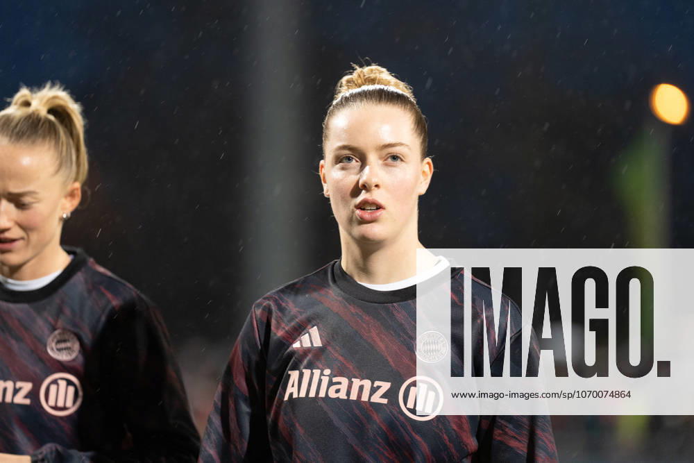 Fussball Google Pixel Frauen-Bundesliga, Eintracht Frankfurt - FC Bayern Alara Åžehitler (FC Bayern München, 14) Frankfurt am Main
