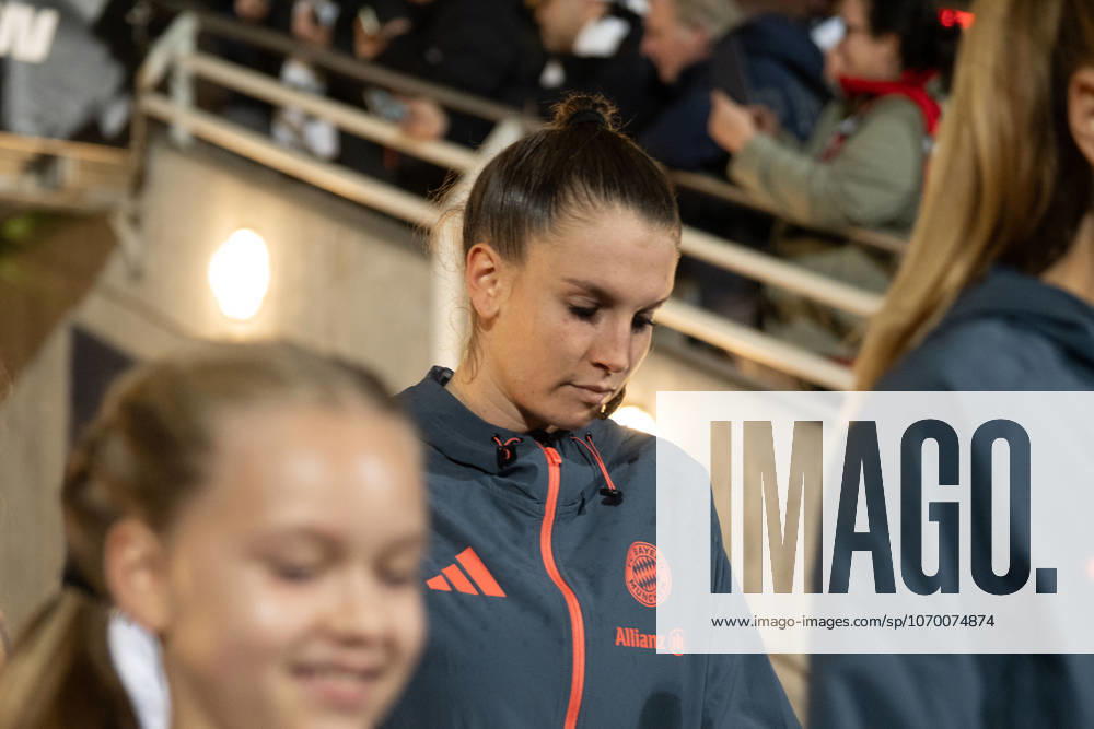 Fussball Google Pixel Frauen-Bundesliga, Eintracht Frankfurt - FC Bayern München Ena Mahmutovic (FC Bayern München, 32) Frankfurt am Main
