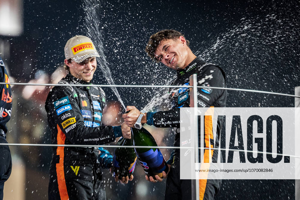2025 Formula One Abu Dhabi Grand Prix Yas Marina Circuit, Abu Dhabi, United Arab Emirates 7.December.2025; Lando Norris of Great Britain and McLaren F1 Team on the podium during Formula One Abu Dhabi Grand Prix (Photo by Jay Hirano) Abu Dhabi Yas Marina Circuit United Arab Emirates