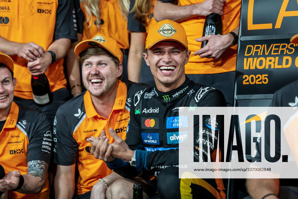 2025 Formula One Abu Dhabi Grand Prix Yas Marina Circuit, Abu Dhabi, United Arab Emirates 7.December.2025; Lando Norris of Great Britain and McLaren F1 Team during Formula One Abu Dhabi Grand Prix (Photo by Jay Hirano) Abu Dhabi Yas Marina Circuit United Arab Emirates