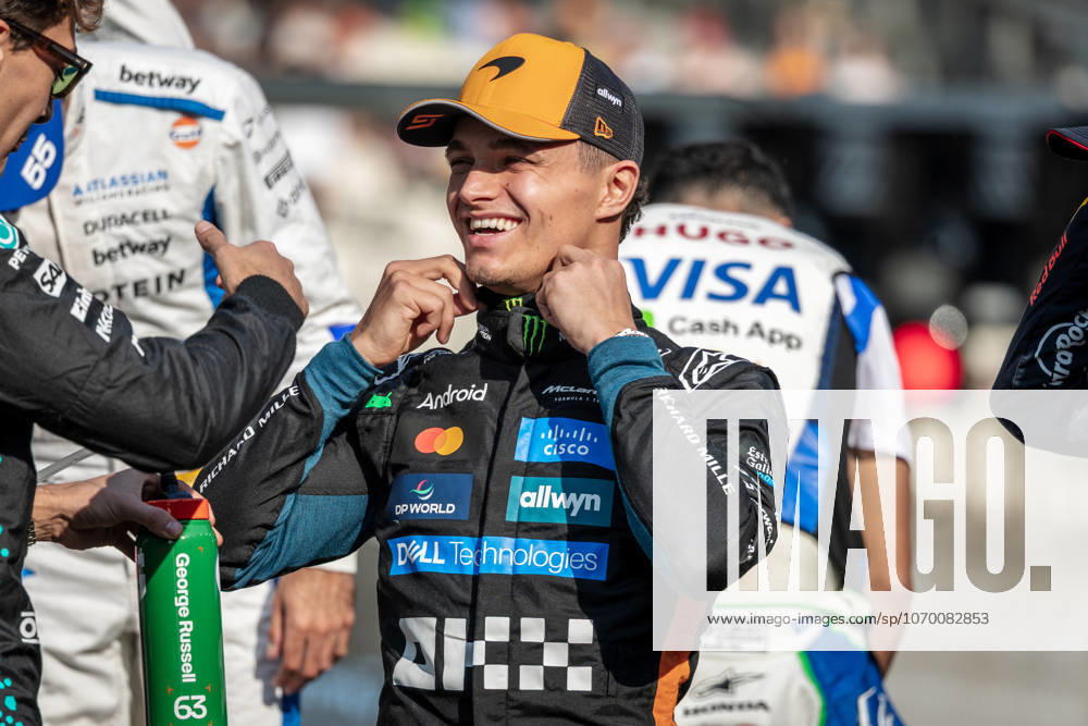 2025 Formula One Abu Dhabi Grand Prix Yas Marina Circuit, Abu Dhabi, United Arab Emirates 7.December.2025; Lando Norris of Great Britain and McLaren F1 Team during Formula One Abu Dhabi Grand Prix (Photo by Jay Hirano) Abu Dhabi Yas Marina Circuit United Arab Emirates