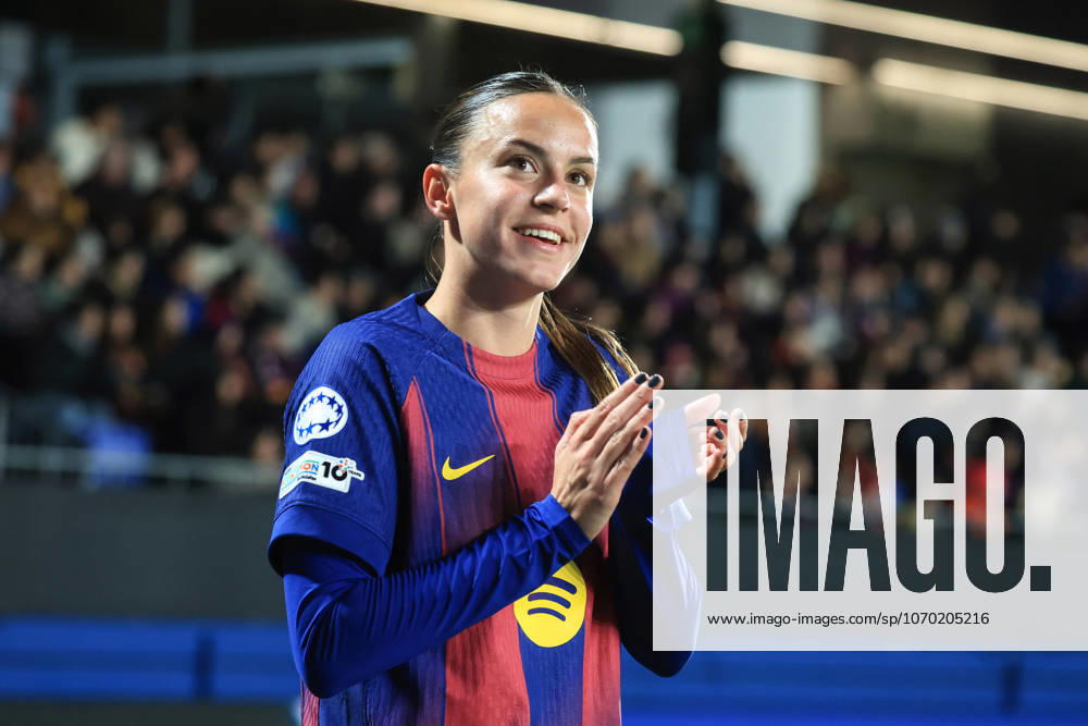 Spain - UEFA Women s Champions League - FC Barcelona, Barca vs SL Benfica - 10 12 2025 SPAIN, BARCELONA, DECEMBER 10. Clara Serrajordi of FC Barcelona during the UEFA Women s Champions League match between FC Barcelona and SL Benfica, on December 10, 2025 at Estadi Johan Cruyff in Barcelona, Spain. Photo by Manuel Blondeau AOP.Press Barcelona Estadi Johan Cruyff Catalunya Spain