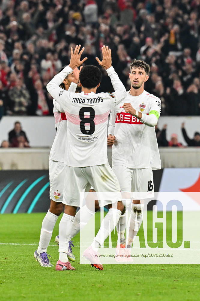 Europa League; VfB Stuttgart - Maccabi Tel Aviv; 11.12.2025 STUTTGART, GERMANY - 11. DECEMBER: Jubel der Schwaben nach dem Treffer zum 1-0 durch Lorenz ASSIGNON (VfB Stuttgart 22) Tor Torschuetze Freude Happy während dem Match zwischen dem VfB Stuttgart und Maccabi Tel Aviv am 6. Spieltag der UEFA Europa League Ligaphase in der MHP Arena