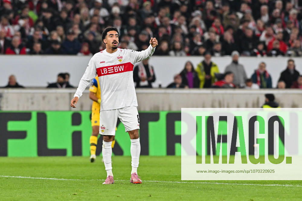 Europa League; VfB Stuttgart - Maccabi Tel Aviv; 11.12.2025 STUTTGART, GERMANY - 11. DECEMBER: im Bild Tiago TOMAS (VfB Stuttgart 8) Einzelfoto Freisteller während dem Match zwischen dem VfB Stuttgart und Maccabi Tel Aviv am 6. Spieltag der UEFA Europa League Ligaphase in der MHP Arena