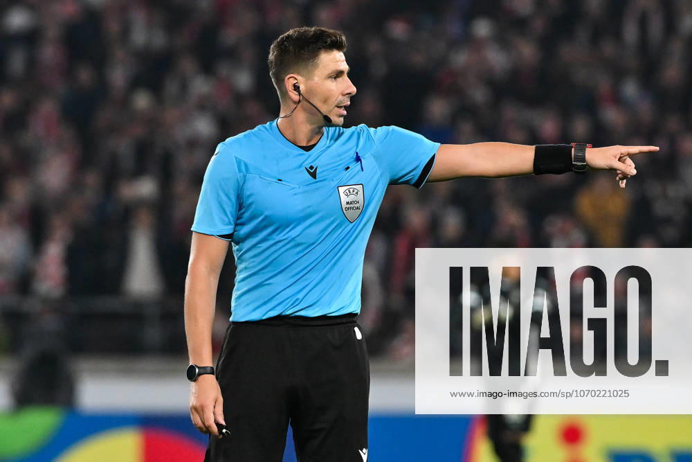 Europa League; VfB Stuttgart - Maccabi Tel Aviv; 11.12.2025 STUTTGART, GERMANY - 11. DECEMBER: im Bild Referee Marian BARBU Einzelfoto Freisteller während dem Match zwischen dem VfB Stuttgart und Maccabi Tel Aviv am 6. Spieltag der UEFA Europa League Ligaphase in der MHP Arena