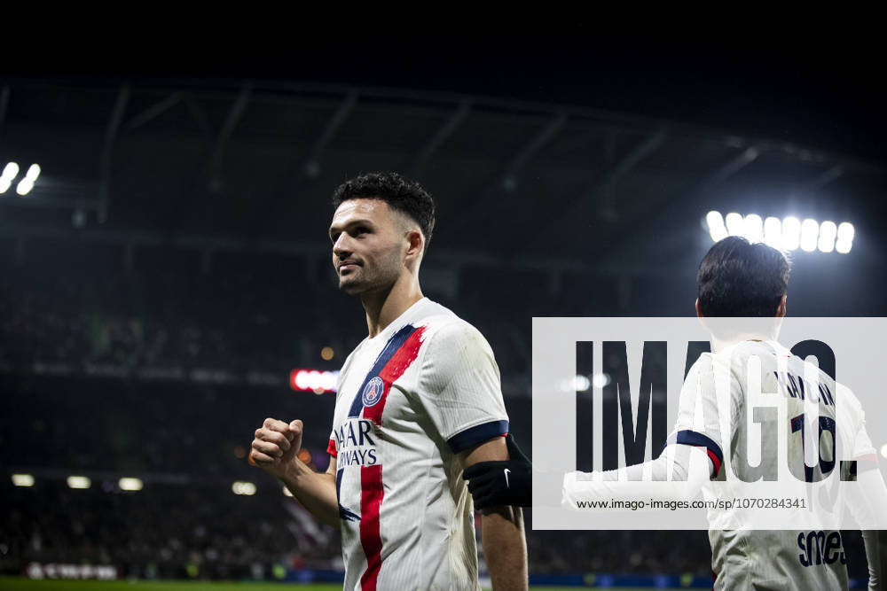 FOOTBALL: Ligue 1 FC Metz vs Paris Saint Germanin (PSG) - 13 12 2025 Stade Saint-Symphorien. Metz - France Joie des joueurs de l equipe de Paris Saint Germain (PSG) apres le but de Goncalo Ramos 9 (PSG)