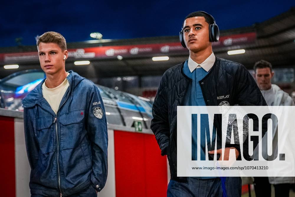 , Sparta stadium ˜Het Kasteel , season 2025 2026 , Dutch KNVB Beker football , match between Excelsior Maasluis and Ajax , picture shows Ajax player Abdellah Ouazane and Ajax player Sean Steur Excelsior Maassluis - Ajax (cup) x200242156x