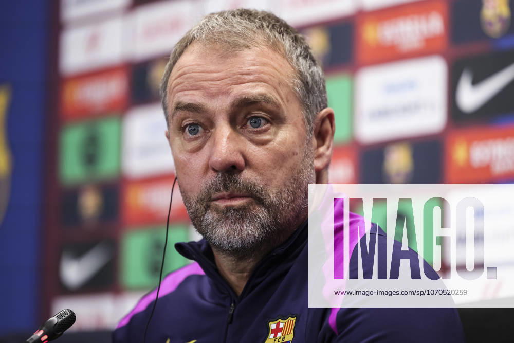Hansi Flick, head coach of FC Barcelona, Barca attends his press conference, PK, Pressekonferenz during the training day of FC Barcelona ahead the Spanish League, La Liga EA Sports, football match against Villarreal CF at Ciudad Esportiva Joan Gamper on December 20, 2025 in Sant Joan Despi, Barcelona, Spain. Sant Joan Despi SPAIN - ZUMAa181 20251220_zaa_a181_006