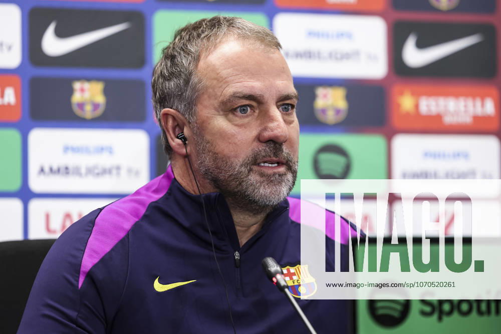 Hansi Flick, head coach of FC Barcelona, Barca attends his press conference, PK, Pressekonferenz during the training day of FC Barcelona ahead the Spanish League, La Liga EA Sports, football match against Villarreal CF at Ciudad Esportiva Joan Gamper on December 20, 2025 in Sant Joan Despi, Barcelona, Spain. Sant Joan Despi SPAIN - ZUMAa181 20251220_zaa_a181_008