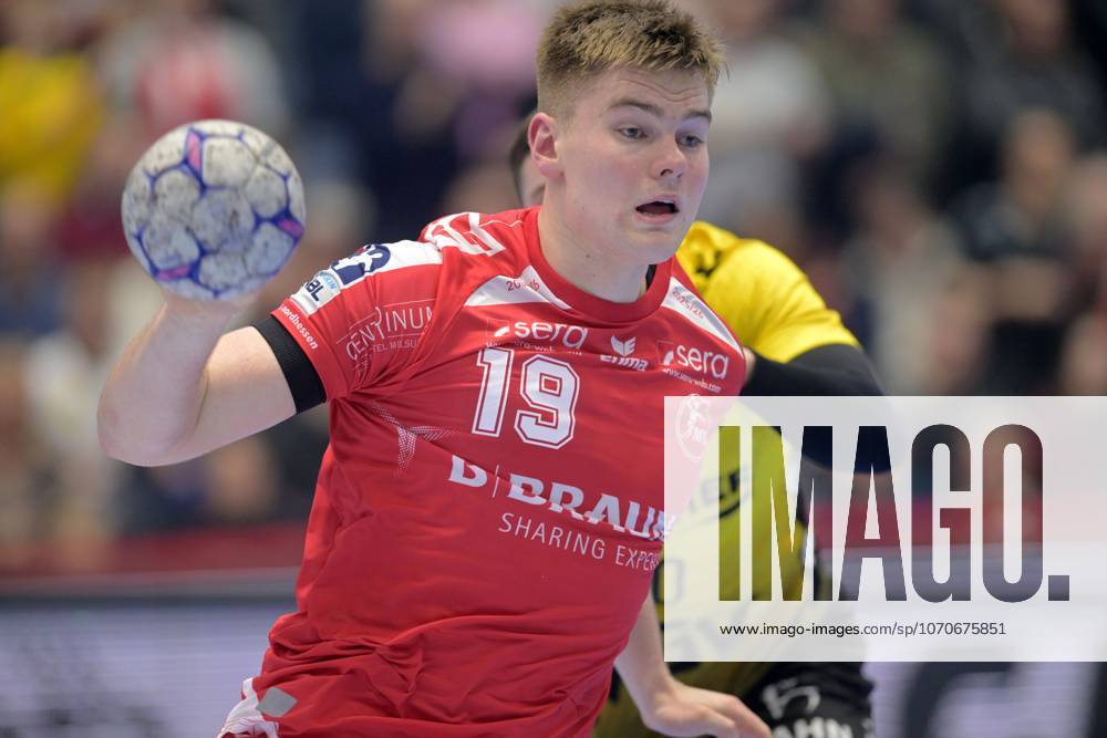 Reynir Thor Stefansson (MT Melsungen 19) am Ball , GER, MT Melsungen - TVB 1898 Stuttgart, Handball, 1. Bundesliga, 19. Spieltag, Saison 2025 2026, 26.12.2025, GER, MT Melsungen - TVB Stuttgart, Handball, 1. Bundesliga, 19. Spieltag, Saison 2025 2026, 26.12.2025 Kassel