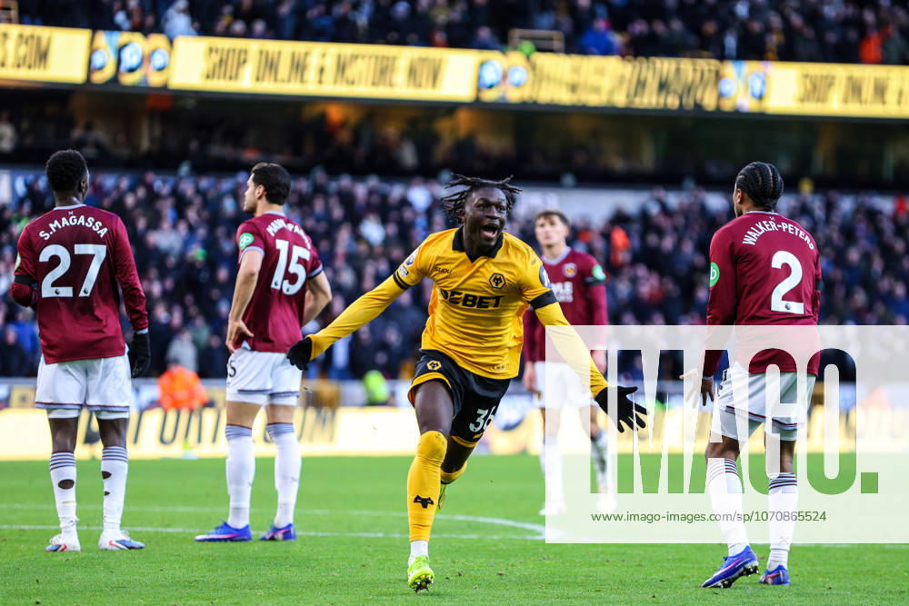 Mateus Mane (36 Wolves) celebrates scoring the third Wolves goal during the Premier League football match between Wolverhampton Wanderers and West Ham United at Molineux stadium in Wolverhampton, England