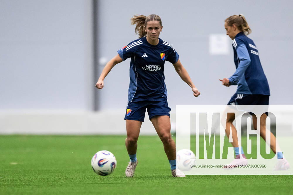 Johanna Renmark under en träning med Djurgarden den 7 januari 2026 i Stockholm.