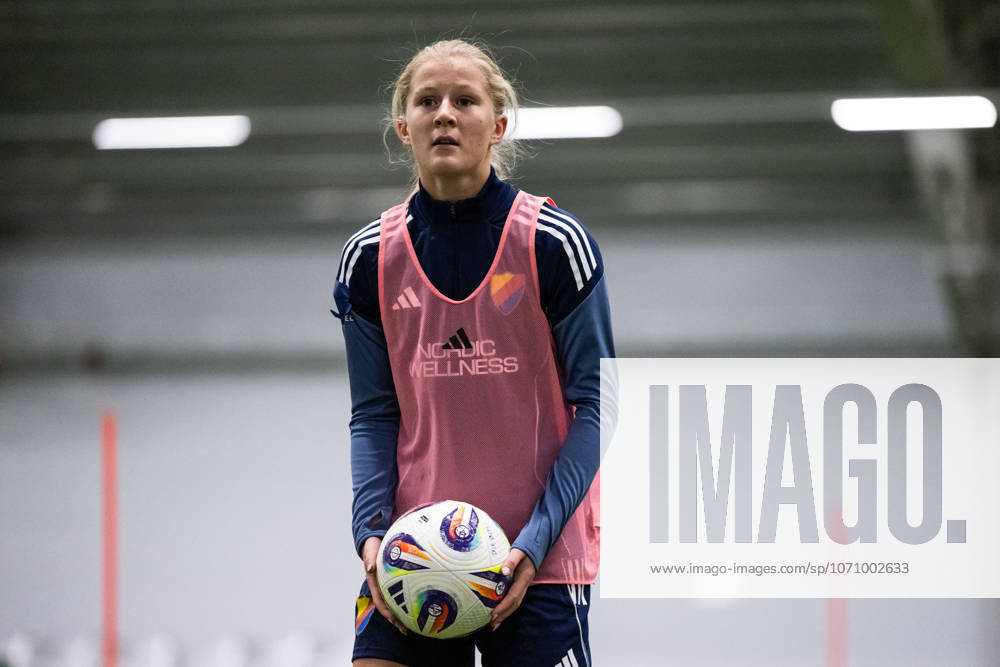 Rebecca Jakobsson under en träning med Djurgarden den 7 januari 2026 i Stockholm.