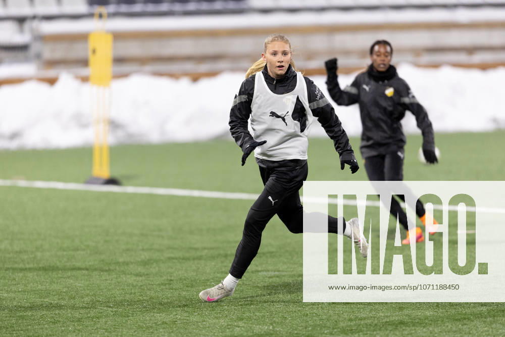 Häckens Tilde Karlsson under en träning den 12 januari 2026 i Göteborg.