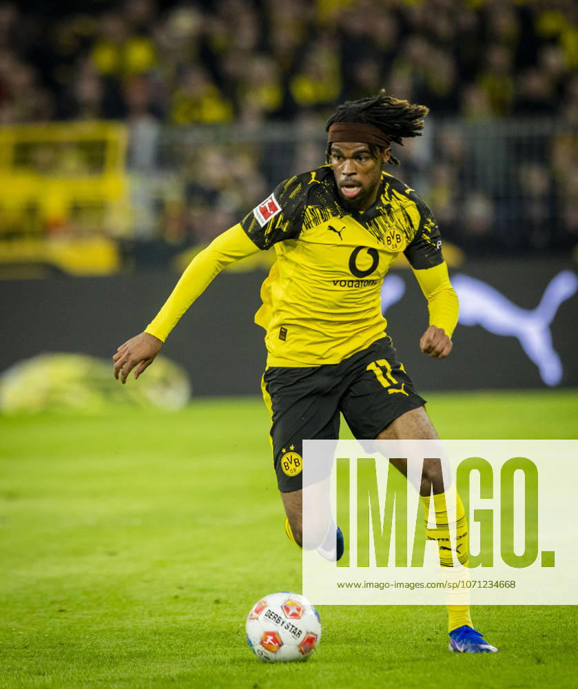 Dortmund, Germany. 13th Jan 2026. Carney Chukwuemeka (BVB) Borussia Dortmund - Werder Bremen 13.01.2026