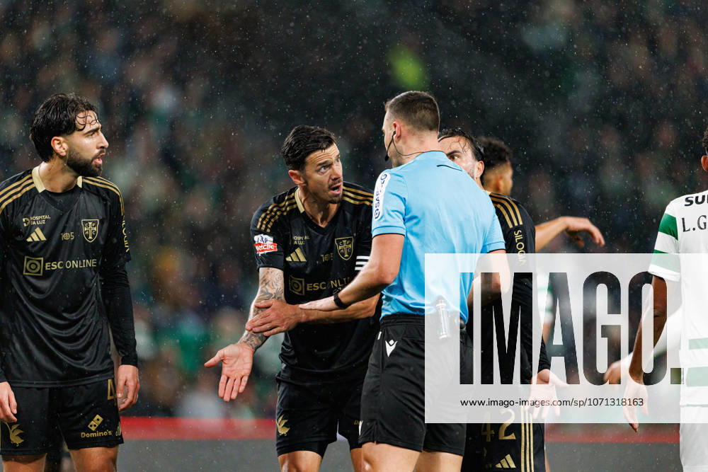 Jose Fonte seen during Liga Portugal game between teams of Sporting CP and Casa Pia AC at Estadio Jose Alvalade (Maciej Rogowski Ball Raw Images) Lisbon Estadio Jose Alvalade Portugal