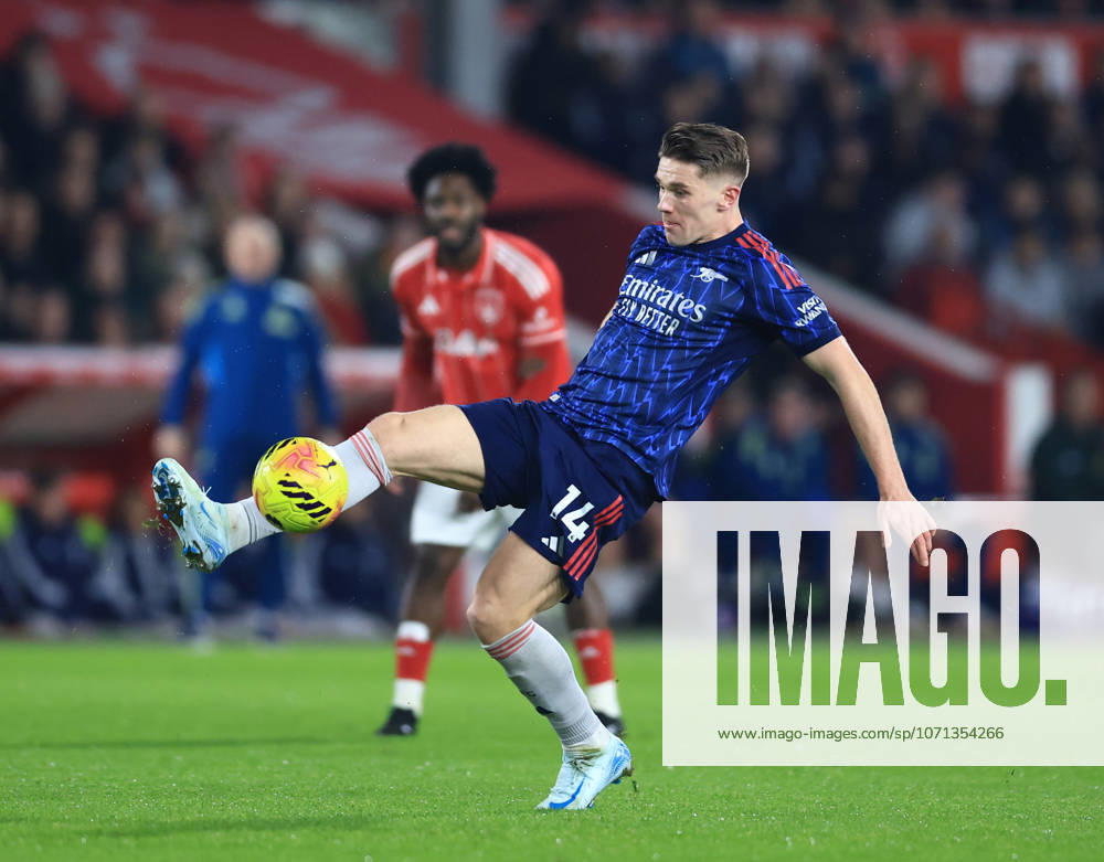 Nottingham, England, 17th January 2026. Viktor Gyokeres of Arsenal collects the ball during the Nottingham Forest vs Arsenal Premier League match at the City Ground, Nottingham. Picture credit should read: Jessica Hornby Sportimage . SPI_030_JH_FOREST_ARSENAL SPI-4459-0030