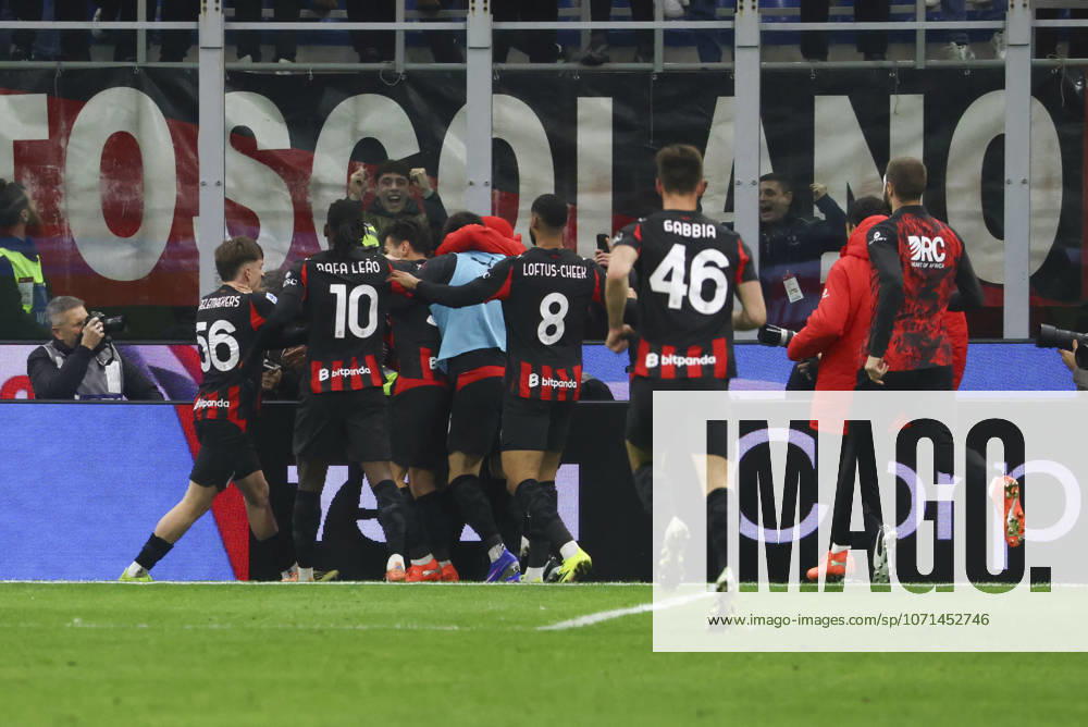 AC Milan v US Lecce - Serie A Niclas Fullkrug, Alexis Saelemaekers, Rafael Leao, Ruben Loftus-Cheek, and Matteo Gabbia celebrate the goal during the Serie A match between AC Milan and US Lecce at Giuseppe Meazza stadium in Milano, Italy, on January 18, 2026. Milano Milano Italy