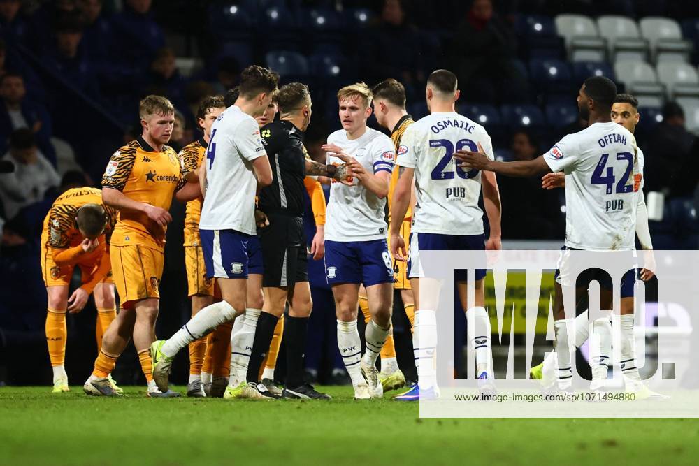 John Lundstram of Hull City holds his face after being head butted by Milutin Osmajic of Preston North End who was sent off Preston North End v Hull City, Sky Bet Championship, Football, Deepdale, Preston, UK - 20 Jan 2026Preston Deepdale United Kingdom