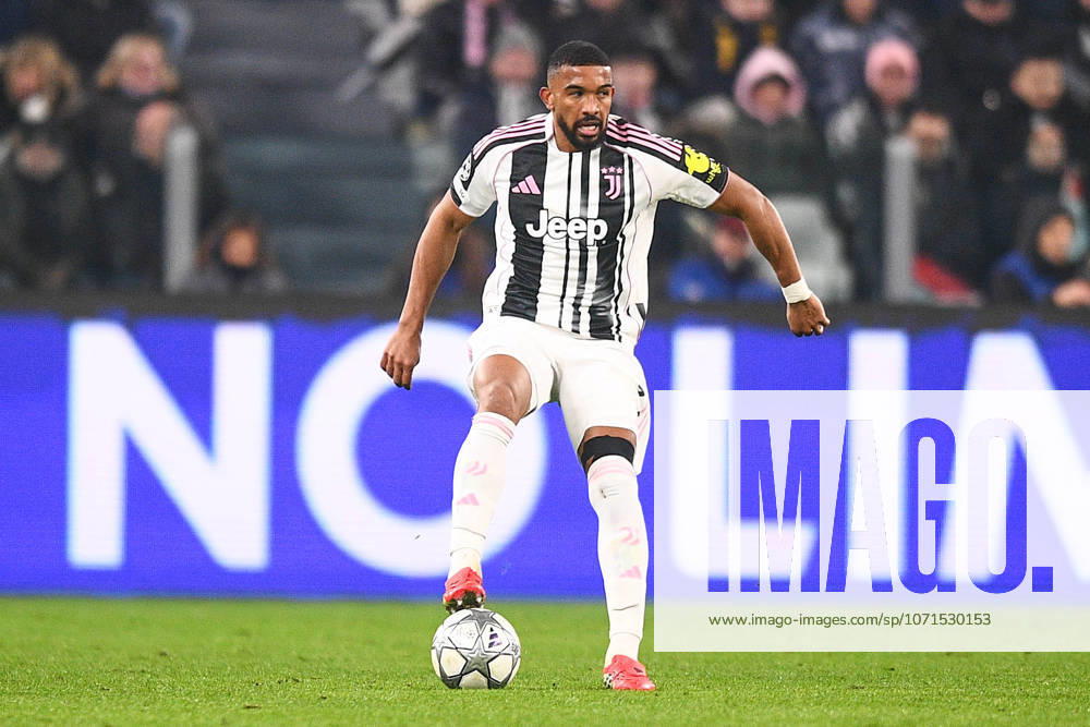 2026-01-21 Juventus FC v SL Benfica - UEFA Champions League 2025 26 League Phase MD7 TURIN, ITALY - JANUARY 21: Gleison Bremer of Juventus FC during the UEFA Champions League 2025 26 League Phase MD7 match between Juventus FC and SL Benfica at Allianz Stadium on January 21, 2026 in Turin, Italy. (Photo by Alberto Gandolfo BSR Agency) Turin Italy Content not available for redistribution in The Netherlands directly or indirectly through any third parties.