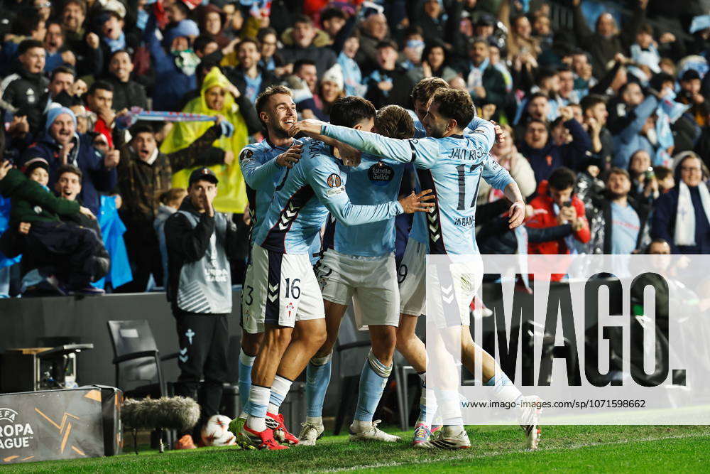 Celta team group, Mannschaftsbild, Totale (Celta), JANUARY 22, 2026 - Football Soccer : Celta team players celebrate after Starfelt s goal during UEFA Europa League league phase match day 7 between RC Celta de Vigo - Lille OSC at the Estadio Balaidos in Vigo, Spain. Noxthirdxpartyxsales aflo_317156322