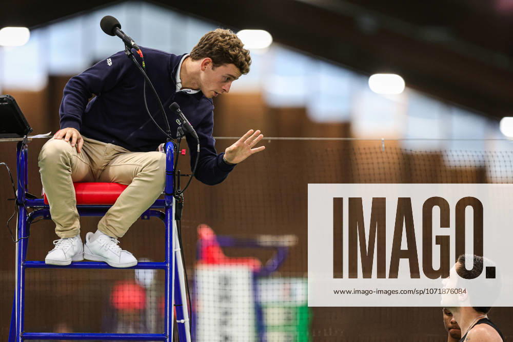 Indoor Oeiras Open 2 - Jaime Faria VS Alexis Galarneau Alexis Galernau of Canada competes against Jaime Faria of Portugal during the second round of the Indoor Oeiras Open 2026 - Challenger Tour Tennis at Clube de Tenis do Jamor in Oeiras, Portugal, on January 30, 2026. Lisbon Lisboa Portugal