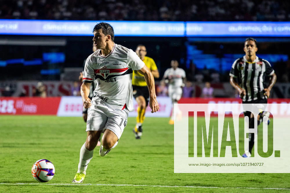 São Paulo x Santos SaO PAULO, SP - 31.01.2026: SaO PAULO X SANTOS - Gonzalo Tapia during the match between Sao Paulo and Santos, valid for the 6th round of the Paulistao, held on Saturday night (31) at MorumBIS in Sao Paulo, SP. (Photo: Rodilei Morais Fotoarena) x2877157x RodileixMorais