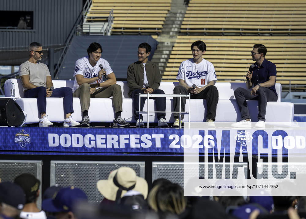 Los Aangeles Dodgers SHOHEI OHTANI and ROKI SASAKI being interivewed during DodgerFest on January 31, 2026. News - January 31, 2026 - ZUMAh234 20260131_zsp_h234_010