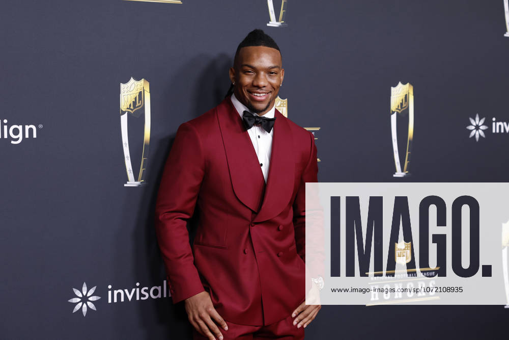Bijan Robinson arrives on the red carpet at the 2026 NFL, American Football Herren, USA Honors presented by Invisalign in the days leading up to Super Bowl LX in San Francisco on Thursday, February 5, 2026. The New England Patriots will play the Seattle Seahawks in Super Bowl LX at Levi s Stadium in Santa Clara on Sunday, February 8, 2026. SBP20260205358 JOHNxANGELILLO