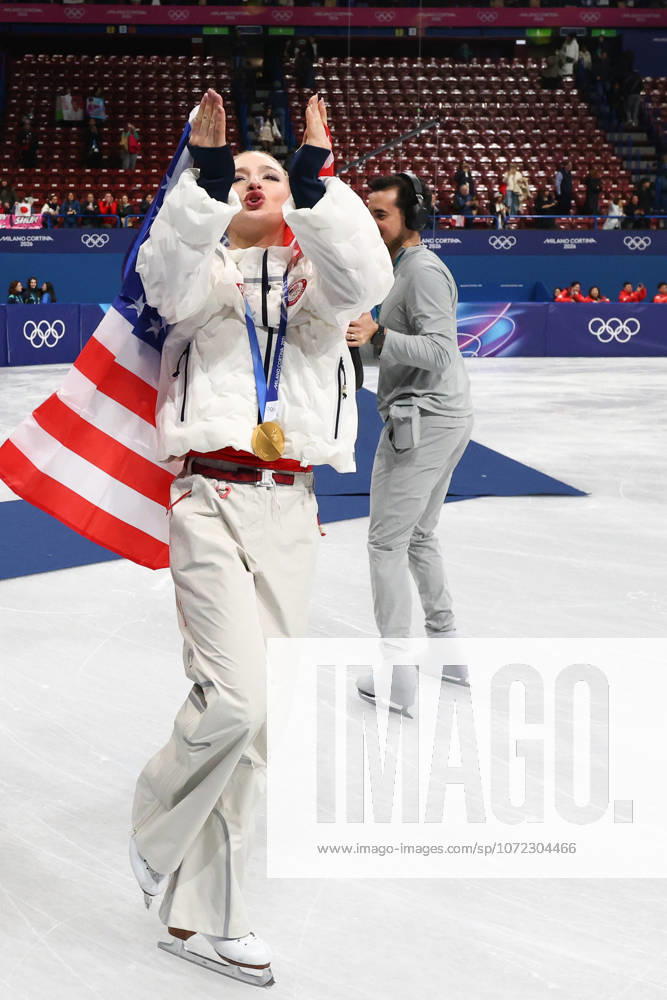 AMBER GLENN of Team USA celebrates winning the gold medal during the Victory Ceremony of the Figure skating, Eiskunstlauf Team Event at the Milano Cortina 2026 Winter Olympic Games, Olympische Spiele, Olympia, OS Milan Italy - ZUMAc179 20260208_oly_c179_116