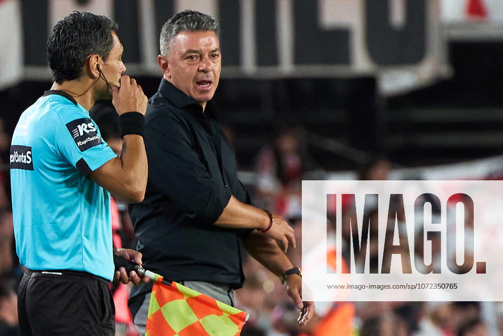Marcelo Gallardo, Head Coach of River Plate speaks to line judge during the Liga Profesional de Futbol 2026 match between River Plate and Tigre at Estadio Monumental on February 7, 2026 in Buenos Aires, Argentina (Photo by Camilla Stolen Imago) Buenos Aires Argentina