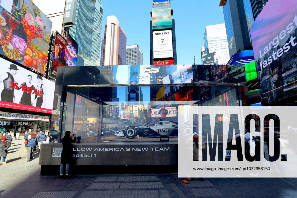 New Cadillac F1 Car In Times Square. - NYC New Cadillac Fomula one car on display in the middle of Times Square in New York, NY on February 9, 2026. Cadillac unveils the livery of its first F1 car during a Super Bowl commercial Sunday. Photo by Charles Guerin ABACAPRESS.COM New York City NY United States