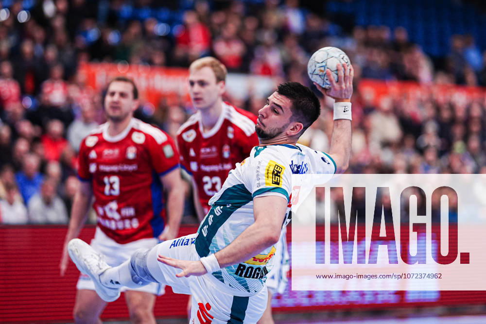 Wurf Tor Luka Rogan (SC DHfK Leipzig, 33) GER, Handball Verein Hamburg vs. SC DHfK Leipzig, Handball, 1. Bundesliga, Spieltag 20, Saison 2025 2026, 10.02.2026 GER, Handball Sport Verein Hamburg vs. SC DHfK Leipzig, Handball, 1. Bundesliga, Spieltag 20, Saison 2025 2026, 10.02.2026 Hamburg