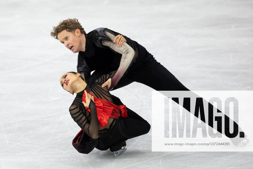 Madison Chock and Evan Bates of the United States perform in Figure skating, Eiskunstlauf Ice dancing, Eistanzen Free program and win the silver medal during the 2026 Winter Olympics at the Milano Ice Skating Arena on Wednesday in Milano. Milano Italy - ZUMAj89_ 20260211_oly_j89_039