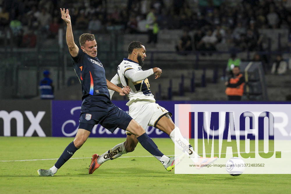 CONCACAF CHAMPIONS CUP 2026 CONCACAF CHAMPIONS CUP 2026 PUMAS VS SAN DIEGO FC 10022026 MEXICO CITY, MEXICO. Action photo of Christopher McVey (L) of San Diego FC of the MLS, Fussball Herren, USA and Juninho (R) of Pumas UNAM of the Liga BBVA MX, during round 1 game of the CONCACAF Champions Cup 2026 at the Estadio Olimpico Ciudad Universitaria of Mexico City. Foto de accion de Christopher McVey (I) de San Diego FC y Juninho (D) de Pumas UNAM de la Liga BBVA MX, durante juego de la ronda 1 de la CONCACAF Champions Cup 2026, celebrado en el Estadio Olimpico de Ciudad Universitaria de la Ciudad de Mexico. Photo by IMAGENSHOP AGENCIA FOTOGRAFICA MEXICO CITY MEXICO CITY MEXICO