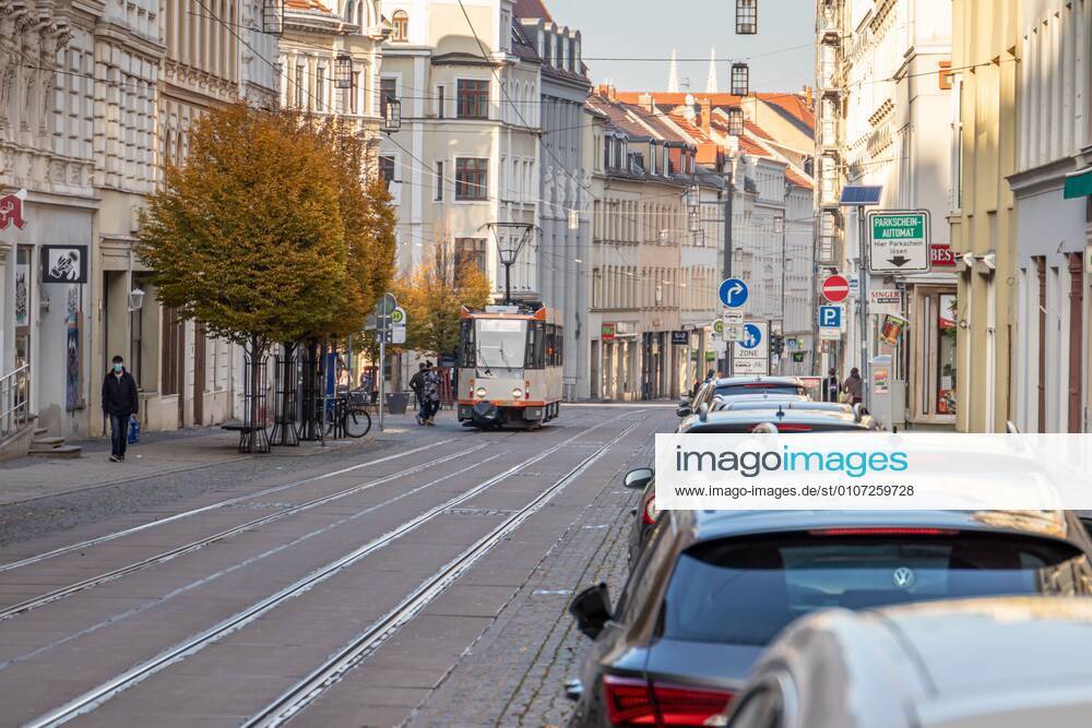 Görlitz - Impressionen aus der Innenstadt Die Innenstadt von Görlitz bietet zahlreiche interessante Gebäude. Besonders der historische Kern ist bei Touristen sehr beliebt. Auch wurden hier zahlreiche Hollywood-Filme gedreht.