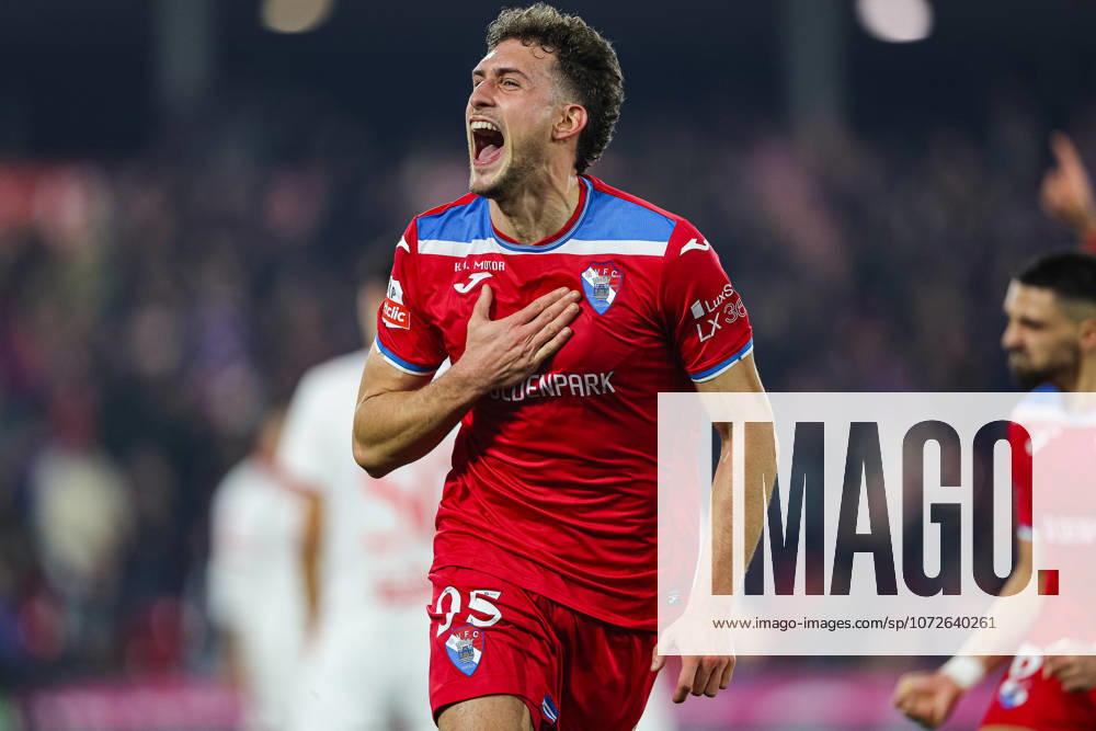 Gil Vicente FC v SC Braga - Primeira Liga Santi Garcia of Gil Vicente celebrates a goal during the Liga Portugal game between Gil Vicente and SC Braga at Estadio Cidade de Barcelos in Barcelos, Braga, Portugal, on February 14, 2026. Barcelos Braga Portugal