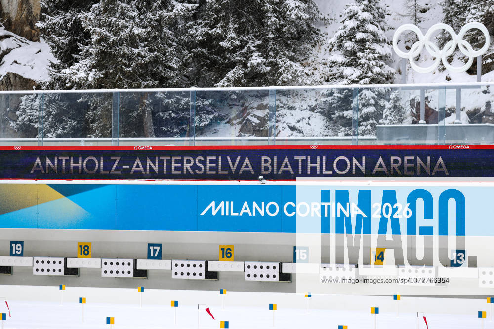 Antholz, Italien 17. Februar 2026: Biathlon Staffel 4 x 7,5 km Männer - Olympia 2026 Im Bild: Schießstand in Antholz bei der Olympiade, Winterolympiade. Anterselva Biathlon Arena