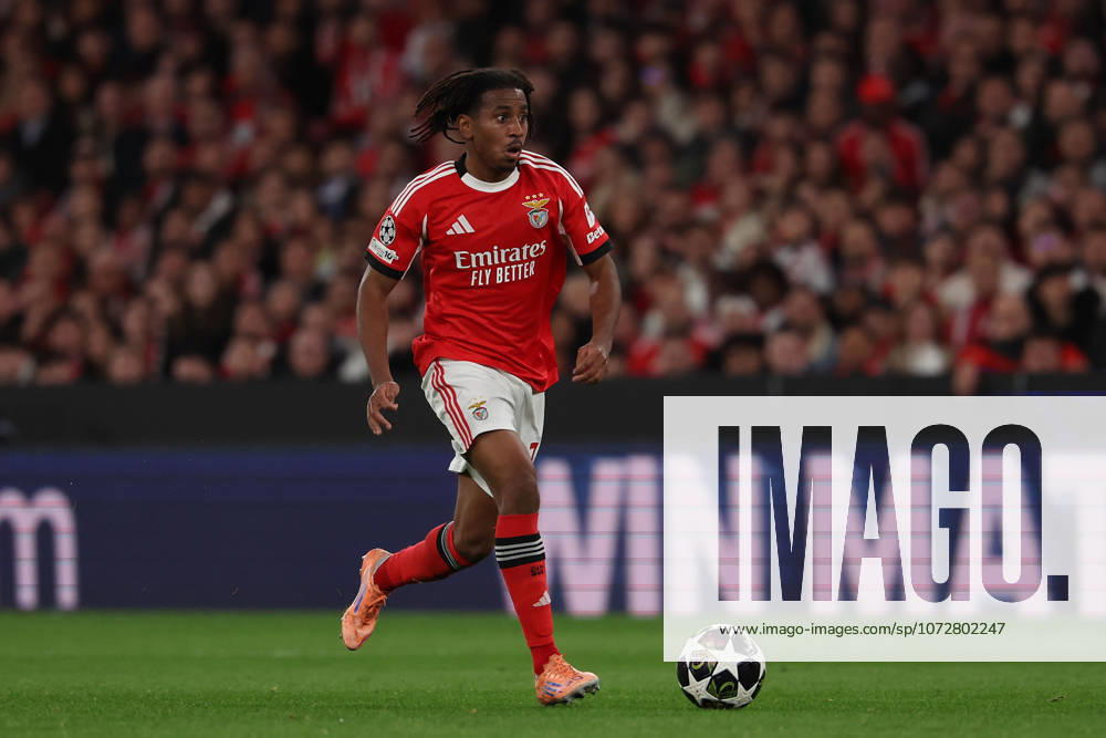 FBL-UEFA Champions League 2025-26 SL Benfica - Real Madrid Leandro Barreiro (S.L.Benfica) in action, with the ball during UEFA Champions League 2025-26 KO play-offs match between Lisboa e Benfica and Real Madrid at Estadio da Luz on Thursday 17 February 2026 in Lisbon, Portugal