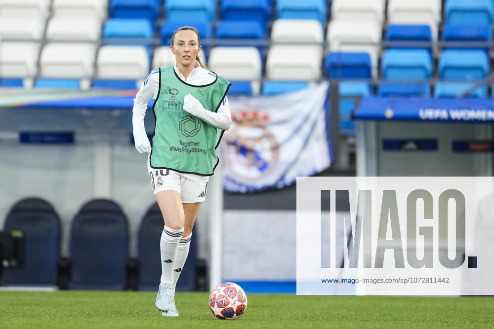 Caroline Weir of Real Madrid CF warms up during the UEFA Women s Champions League 2025 26 KO play-offs Second Leg match between Real Madrid C.F. and Paris FC at Alfredo Di Stefano on February 18, 2026 in Madrid, Spain. Valdebebas Spain - ZUMAa181 20260218_zaa_a181_015