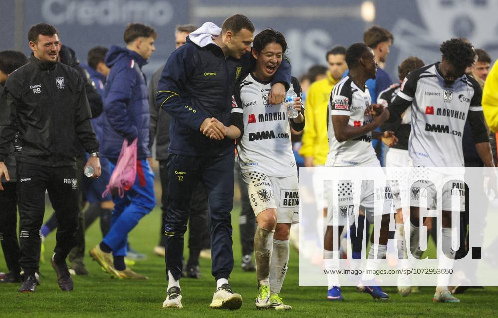 STVV s players celebrate after winning a soccer match between FCV Dender EH and Sint-Truidense VV, Saturday 21 February 2026 in Denderleeuw, on day 26 of the 2025-2026 Jupiler Pro League first division of the Belgian championship. VIRGINIExLEFOUR x164437963x